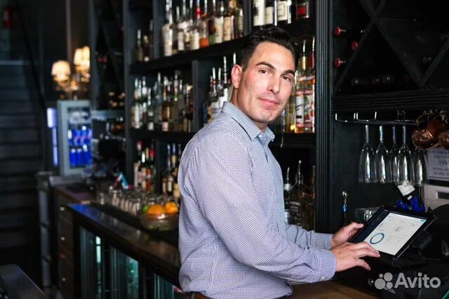 Директор управляющий рестораном. Директор кафе. Нонна ким. Директор управляющий рестораном. Управляющий рестораном.