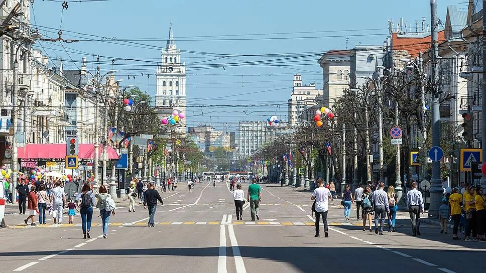 Улицы воронежа список. Улица проспект революции в Воронеже. Воронеж Центральная улица. Центр Воронежа улицы. Воронеж центр проспект революции.