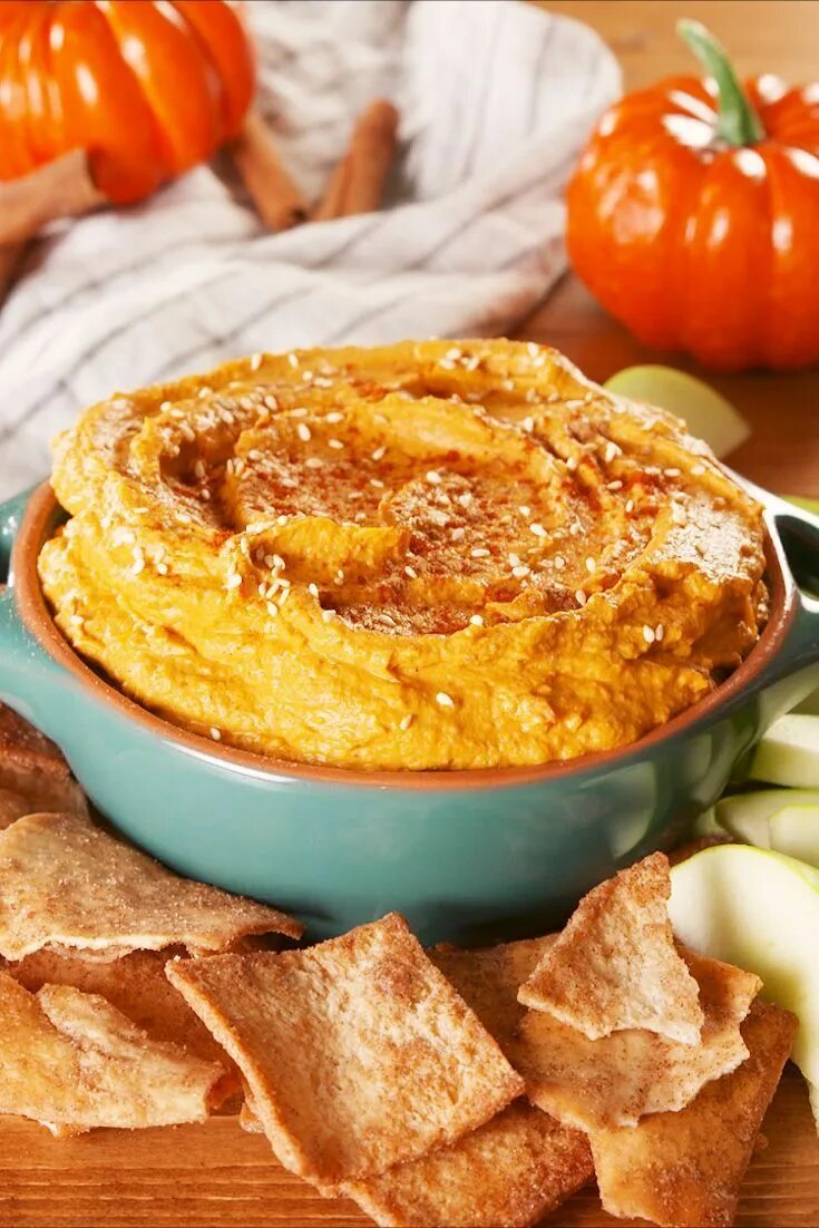 2 блюда из тыквы рецепты. Блюда из тыквы. хумус из тыквы. самые вкусные блюда из тыквы. закуска из тыквы.