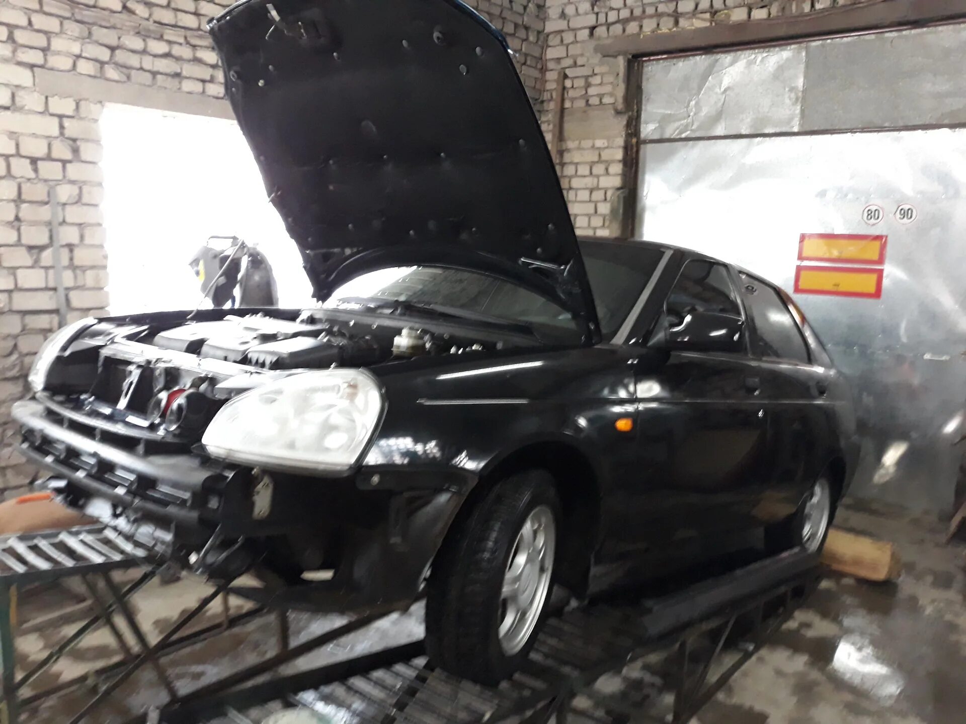 Ремонт приора своими руками Новенькое днище у Приоры Lada Приора седан, 1,6 л, 2008 года кузовной ремонт D