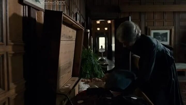 Самостоятельность подростка. Одиночество подростков. Убегает в лесу. Мальчик сбежал из дома. Побег из дома.