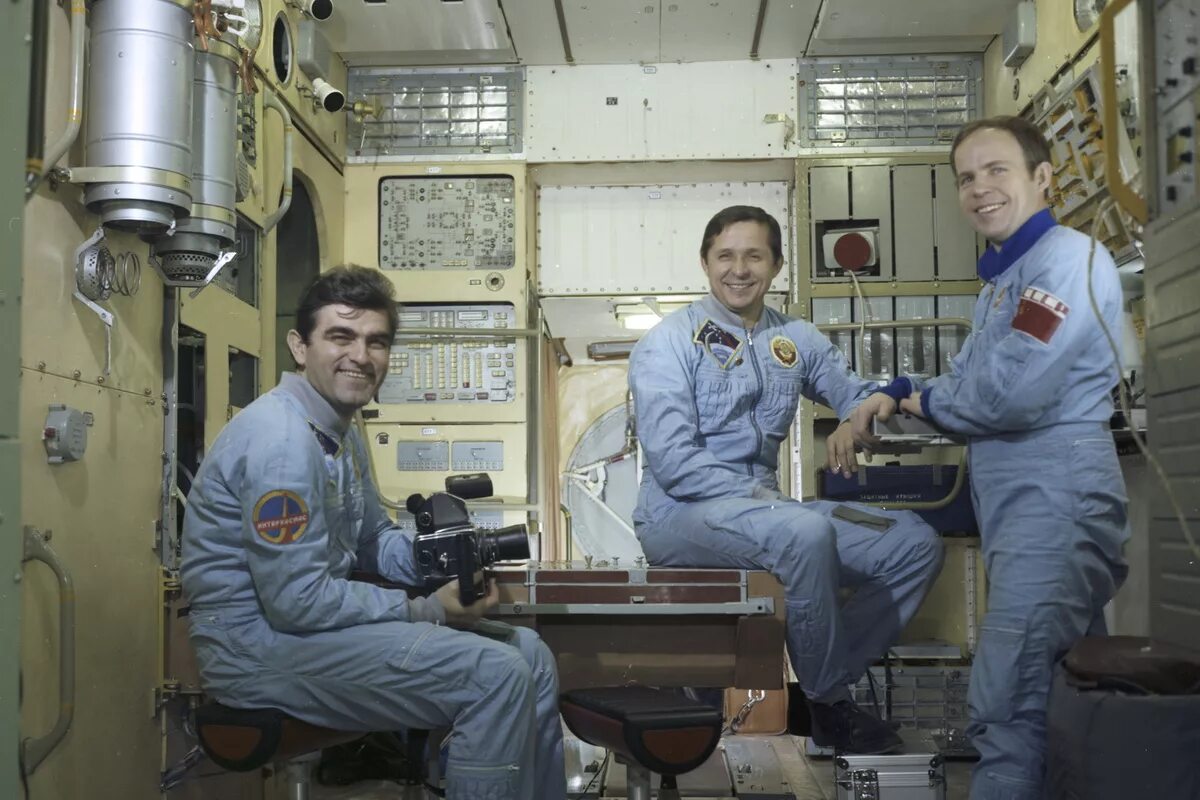 Первые 5 советских космонавтов. «Союз ТМ-5».