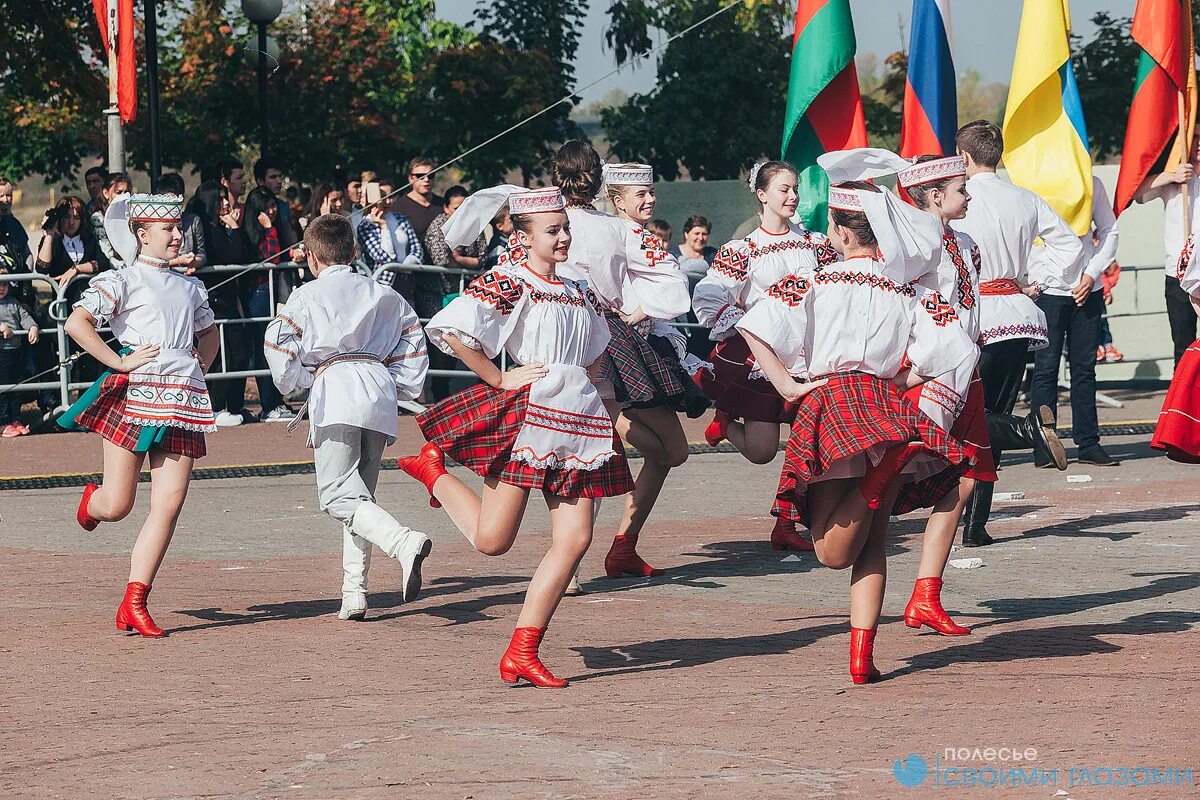 1 октября рб