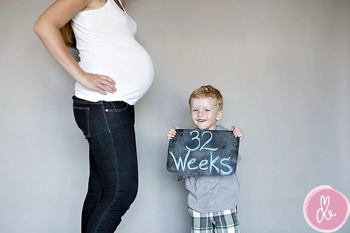 Вторая беременность мальчиком. Беременные мальчики. Беременные мальчики фото.