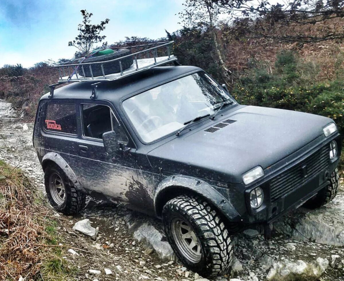 Нива 2121 off Road. Нива 2131 оффроад. Нива 4х4 оффроад для охоты. Магазин тюнинга нива