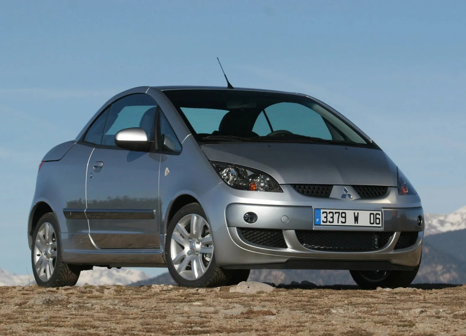 Mitsubishi colt 6. Mitsubishi Colt. Mitsubishi Colt 2006. Мицубиси Кольт 2006. Мицубиси Кольт z30.