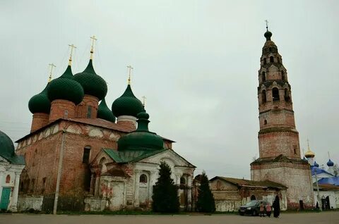 Вот на пути село большое