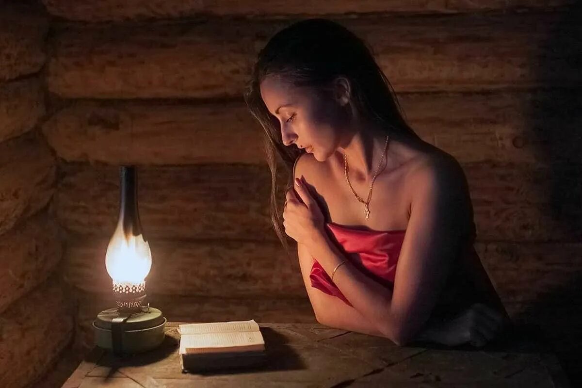 Фэнтези любовь. Магия на любовь девушки. Ритуал на любовь. Любовная магия. Любовный ритуал.