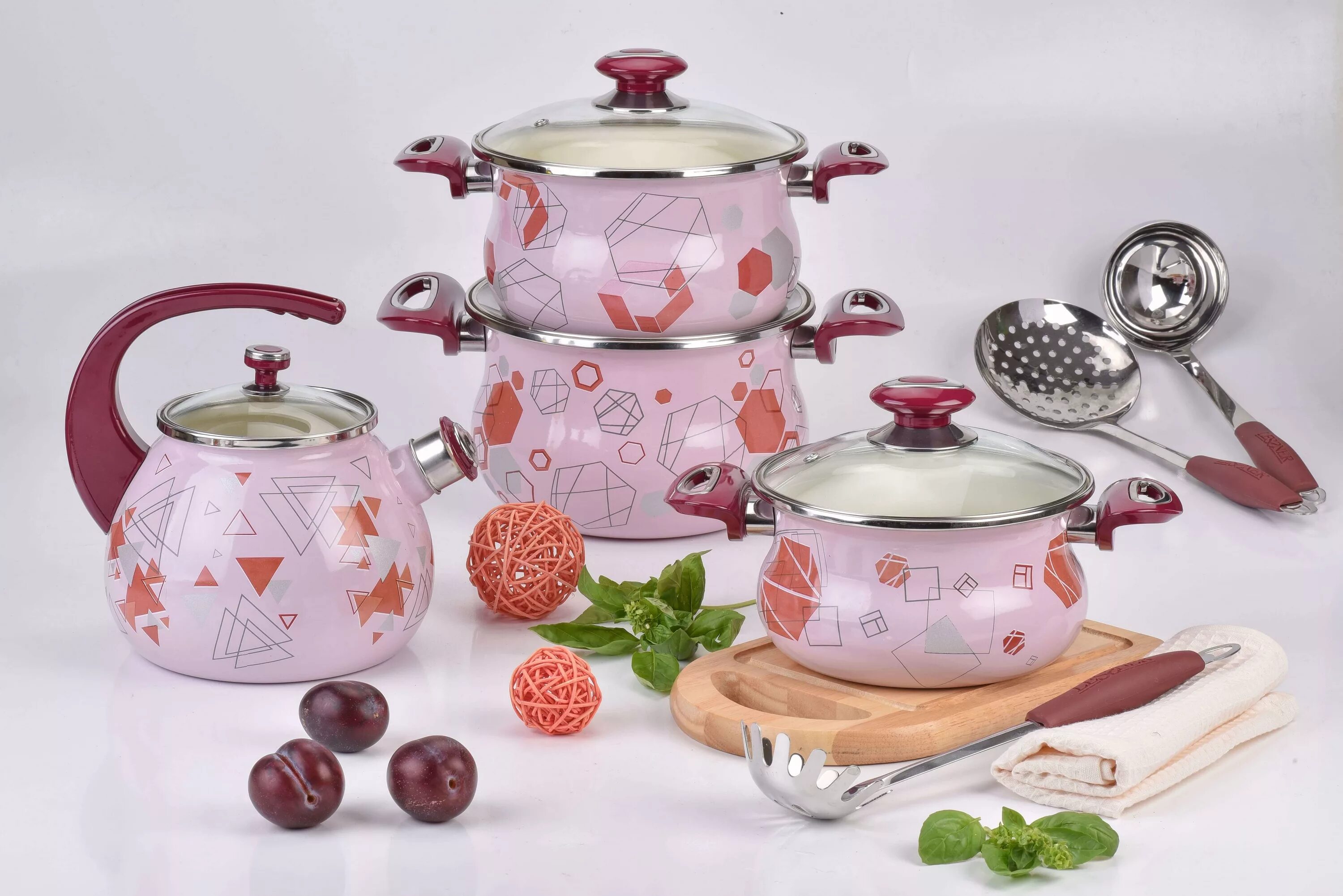 Эмалированная посуда в микроволновке. Картинки эмалированная кухонная посуда япония. комы на посуду. набор тарелок лаурель.