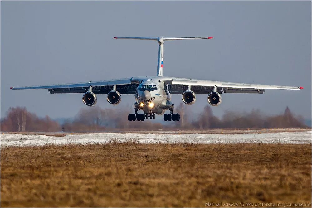 Ил76 иваново списки. Ил-76мд-90а. Самолёт ил-76мд-90а. Ил 76 МД. Ил-76 военно-транспортный самолёт.