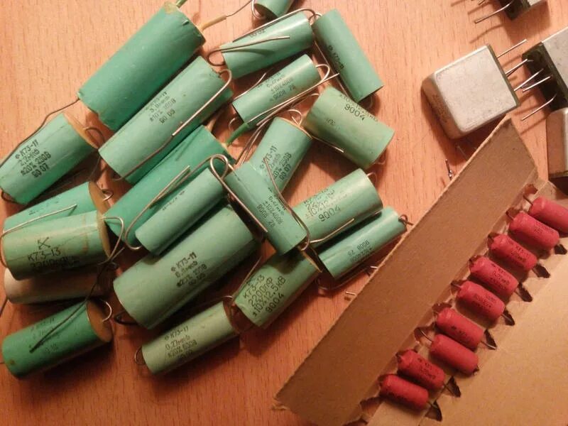 слюдяные конденсаторы ксо 1. конденсаторы ксо 10 нф. конденсатор ксо-5. конденсатор 5600 пф. конденсатор ксо.