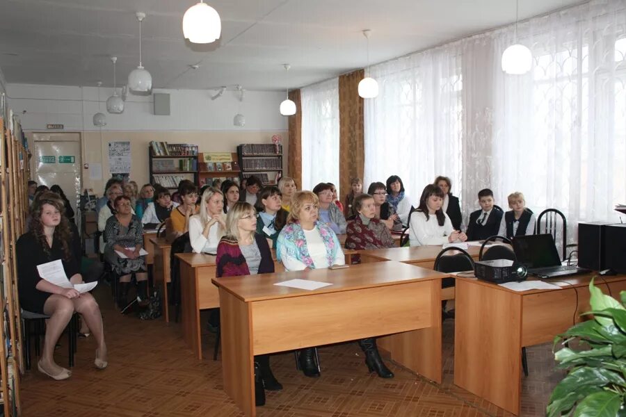 Ржев твгу. 2 школа ржев. Город образования ржев. Ржев твгу. Городская администрация ржев.