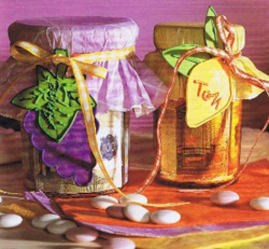 подарок на свадьбу оригинальный банка с деньгами. банка с деньгами и конфетами. креативный подарок на свадьбу деньгами. банка с деньгами в подарок на юбилей. деньги в банке подарок.