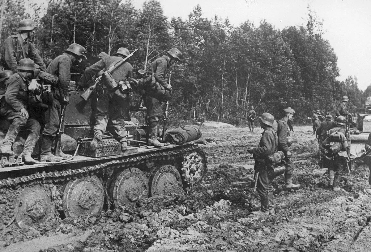 Бои в окружении. Битва за Ржев 1942. Операция подо Ржевом 1942. Ржевская битва 1943.