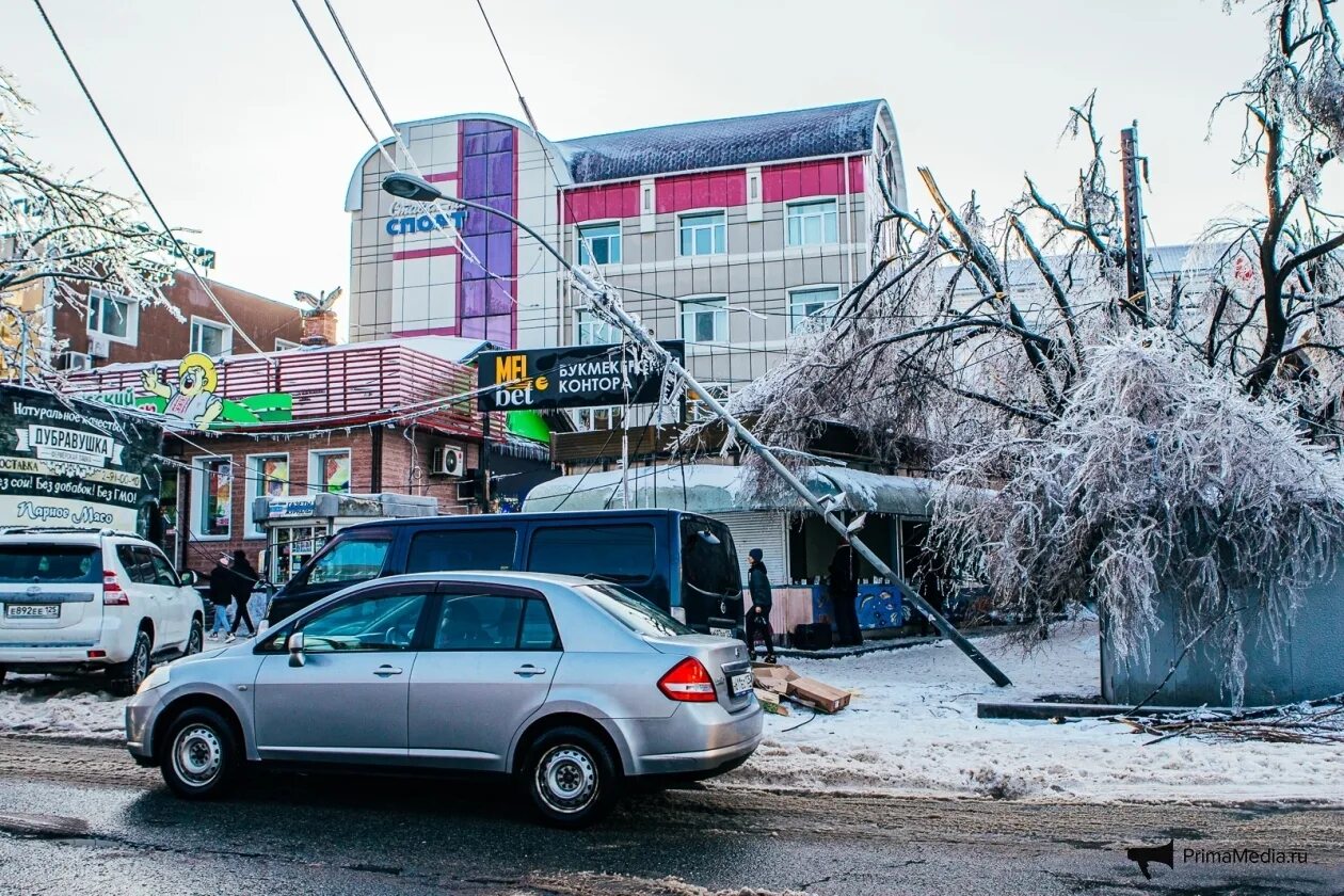 Ледяной дождь в приморье. Ледяной дождь во владивостоке в каком году. Ледяной дождь во владивостоке 2020. Ледяной дождь во владивостоке 2021. Владивосток ледяной дождь 2022.