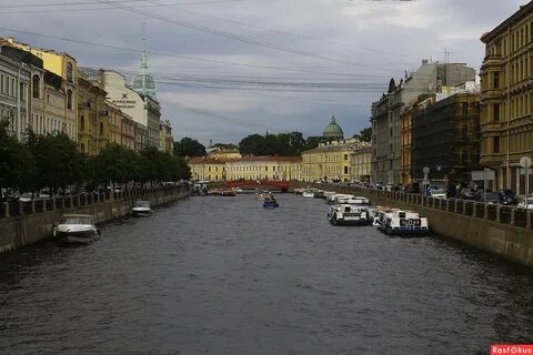 Почему назвали река мойка