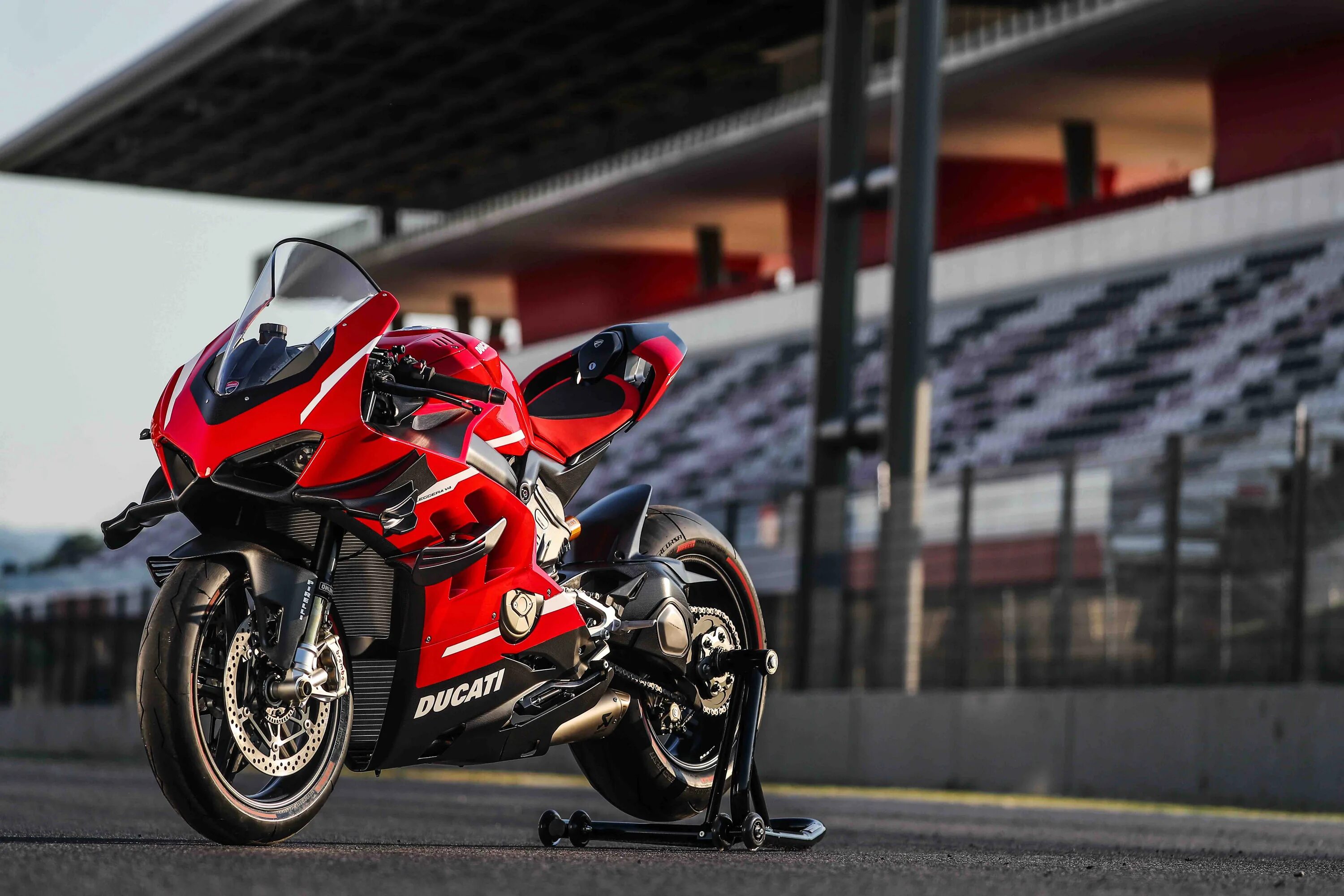 мотоцикл ducati panigale v4. дукати в4. 4. дукати панигале v4. мотоцикл ducati panigale v4.