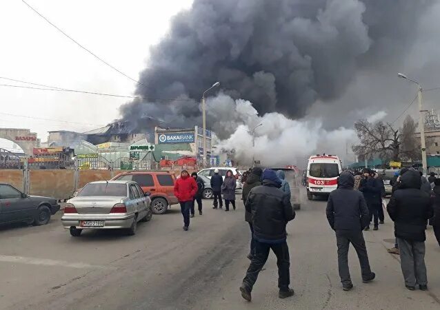 Пожар Ортосайский рынок. Узген базар. Узген рынок. Ошский рынок в Бишкеке.