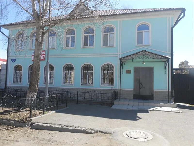 Орынбор оренбург. Дом пионеров оренбург хлебный 2. Усадьбы оренбург переулок хлебный. Усадьбы оренбург переулок хлебный. Переулок хлебный 2 оренбург дворец.