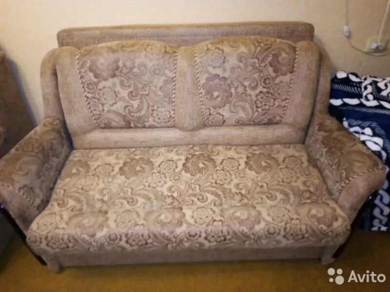 диваны ростовская область. мягкий уголок даром. диваны в линево. юла шахты. мягкий уголок 2010 года.