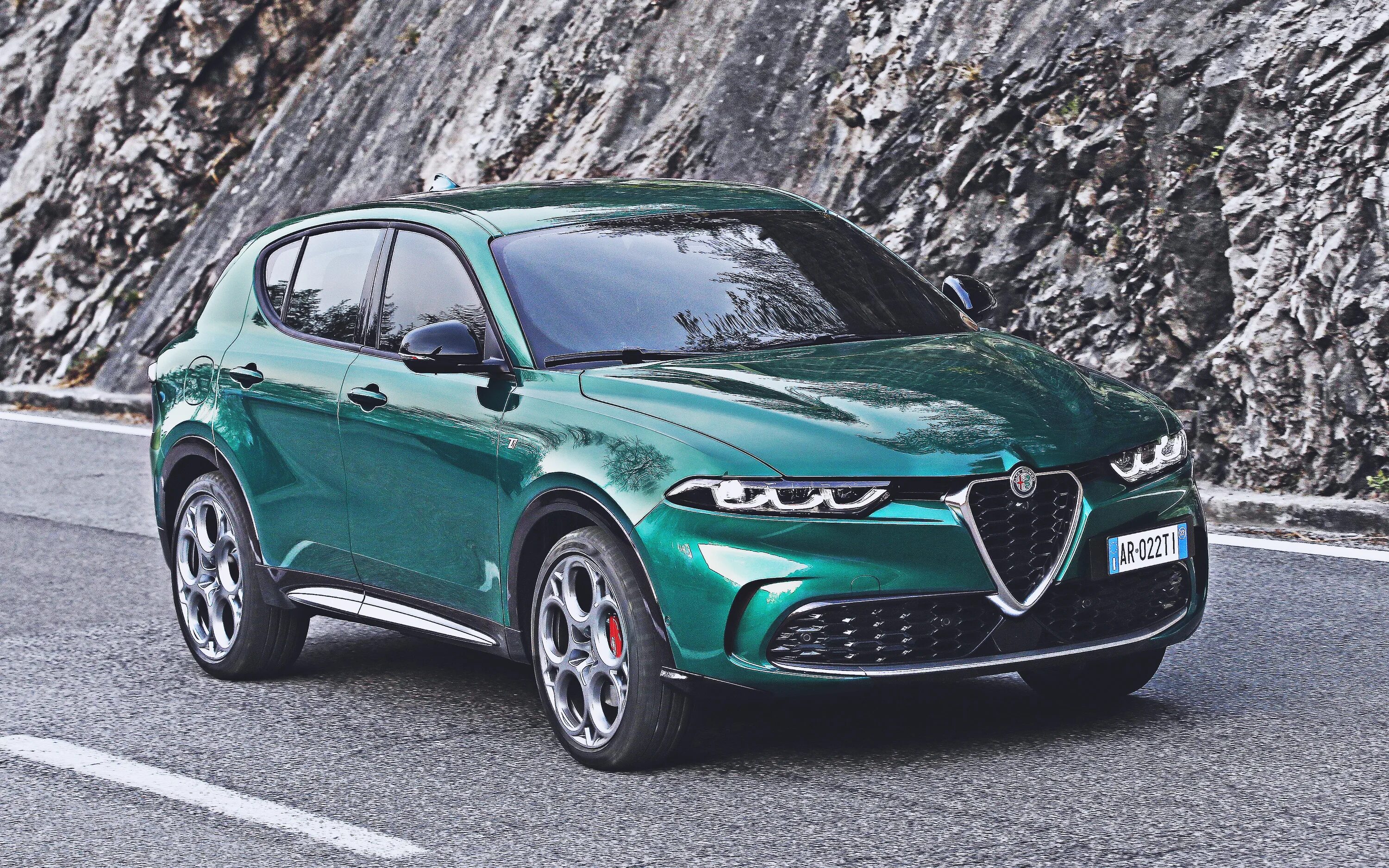 Альфа ромео спб. Alfa romeo tonale 2025. alfa romeo tonale 2025. альфа ромео кроссовер 2025. альфа ромео тонале 2025.