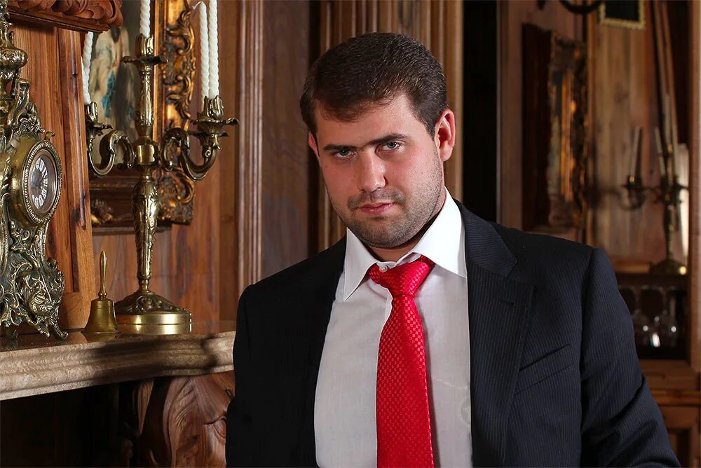 Ренато усатый молдова. Молдавский бизнесмен илан шор. Лидер оппозиционной партии в молдавии илан шор. Молдавский бизнесмен ренато усатый. Вячеслав платон молдова.