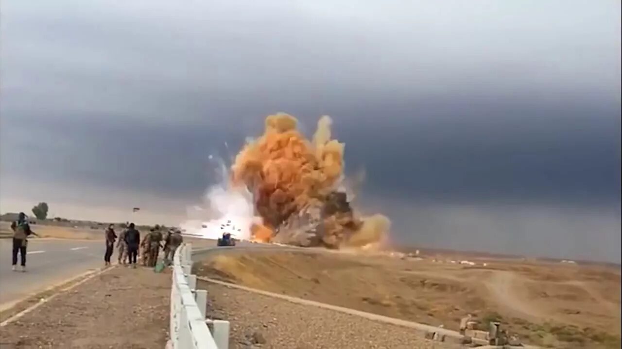 Взрывная ударная волна это. Ударная волна взрыва фото. Ударная волна видео. Ударная волна ядерного взрыва. Ударная волна ядерного взрыва.