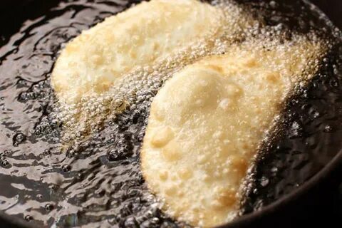 Сколько масла на чебуреки