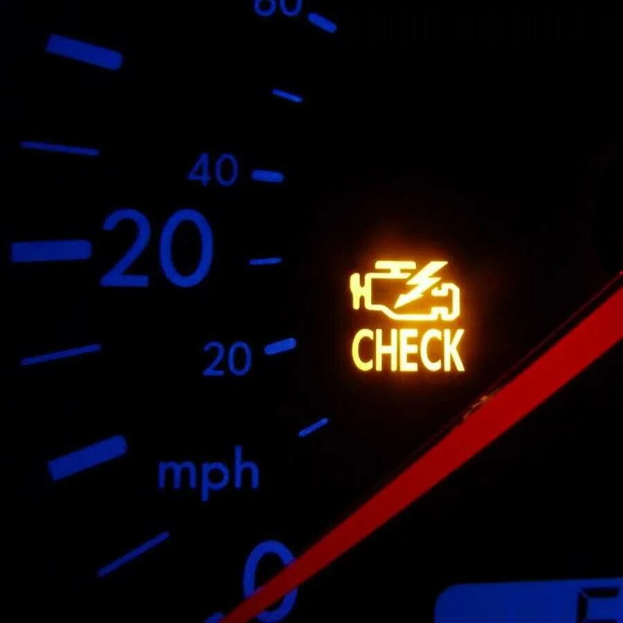 Check engine на панели приборов. Загорелись двигатели. Горит ошибка двигателя. Чек мотор на панель приборов. Горение двигателя самолета.