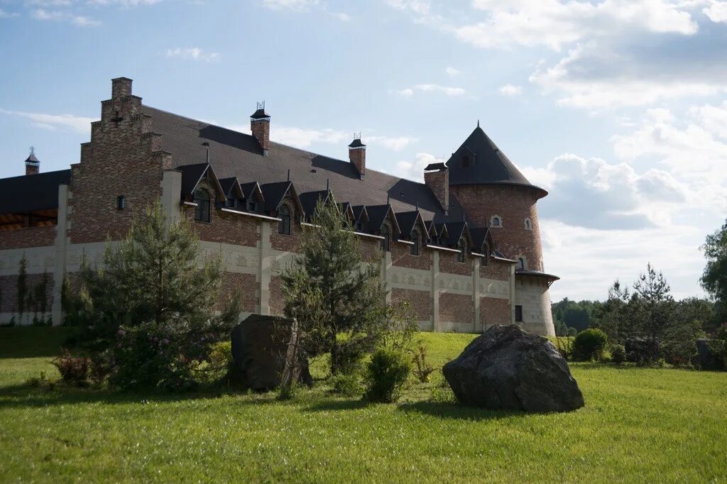 Коломна la ferme de reve отель. La ferme de reve отель. Доношово замок la ferme. Ла ферма де ла реве. Доношово замок la ferme.