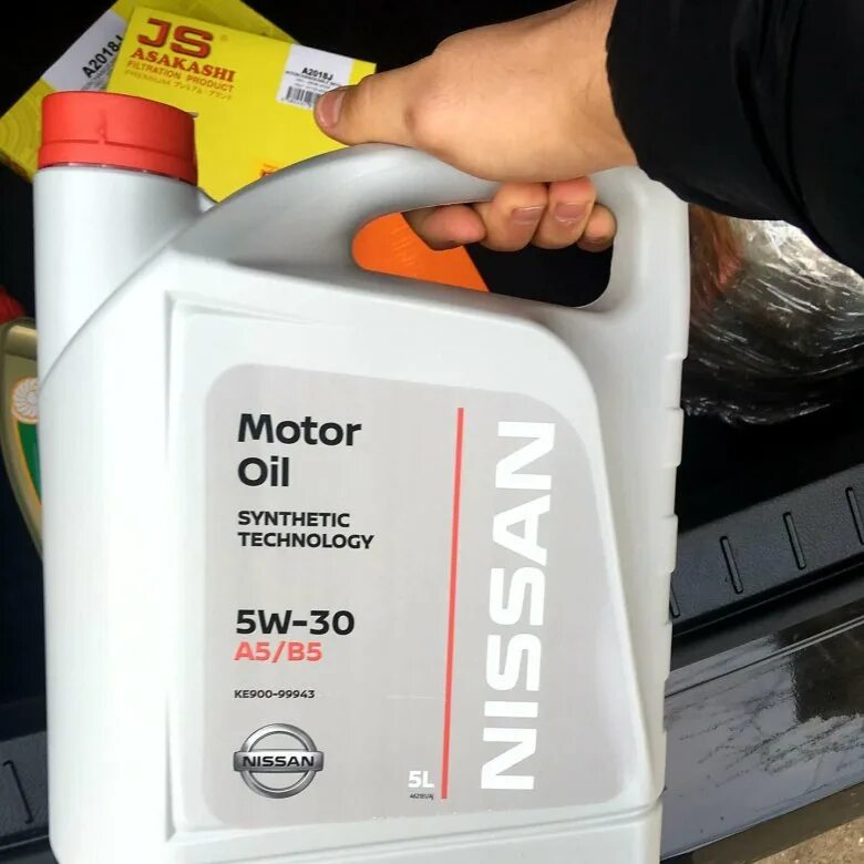 Nissan motor oil 5w-30, 5л. Nissan motor oil 5w-30 c4. Оригинальное моторное масло ниссан 5w30. Масло моторное nissan 5w30 5л. Ниссан 5w30.
