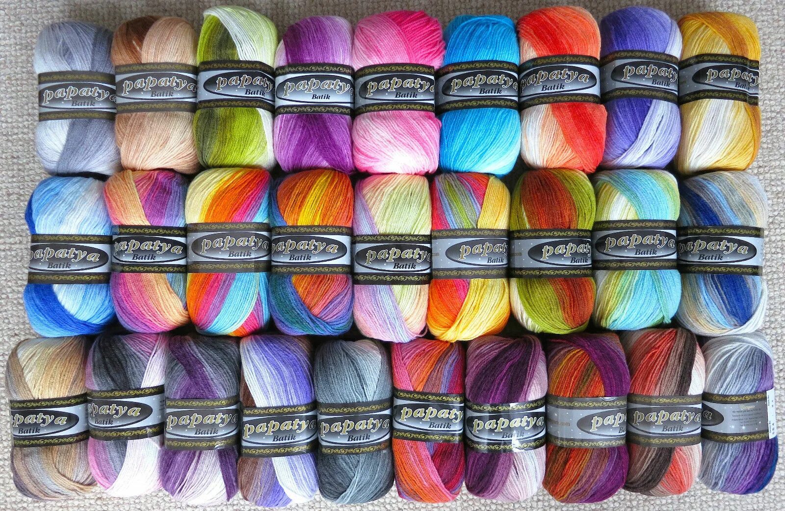 Ровница мультиколоровая 101 м. Пряжа для вязания yarnart flowers. Шерсть секционного крашения. Ярнарт секционная пряжа. Прибалтийская пряжа секционного крашения 251.