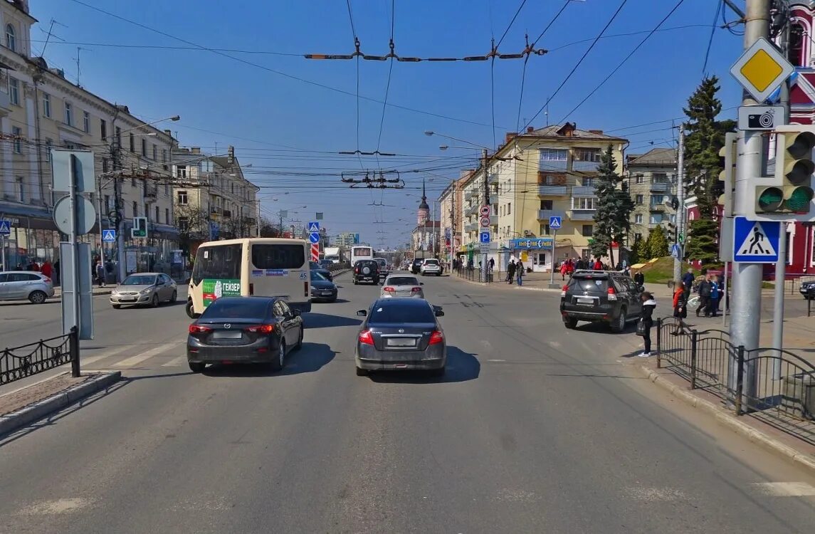 Новые улицы кирова. Перекресток кирова московская калуга. улица кирова калуга. перекресток кирова ленина калуга. калуга ул московская перекресток с кирова.