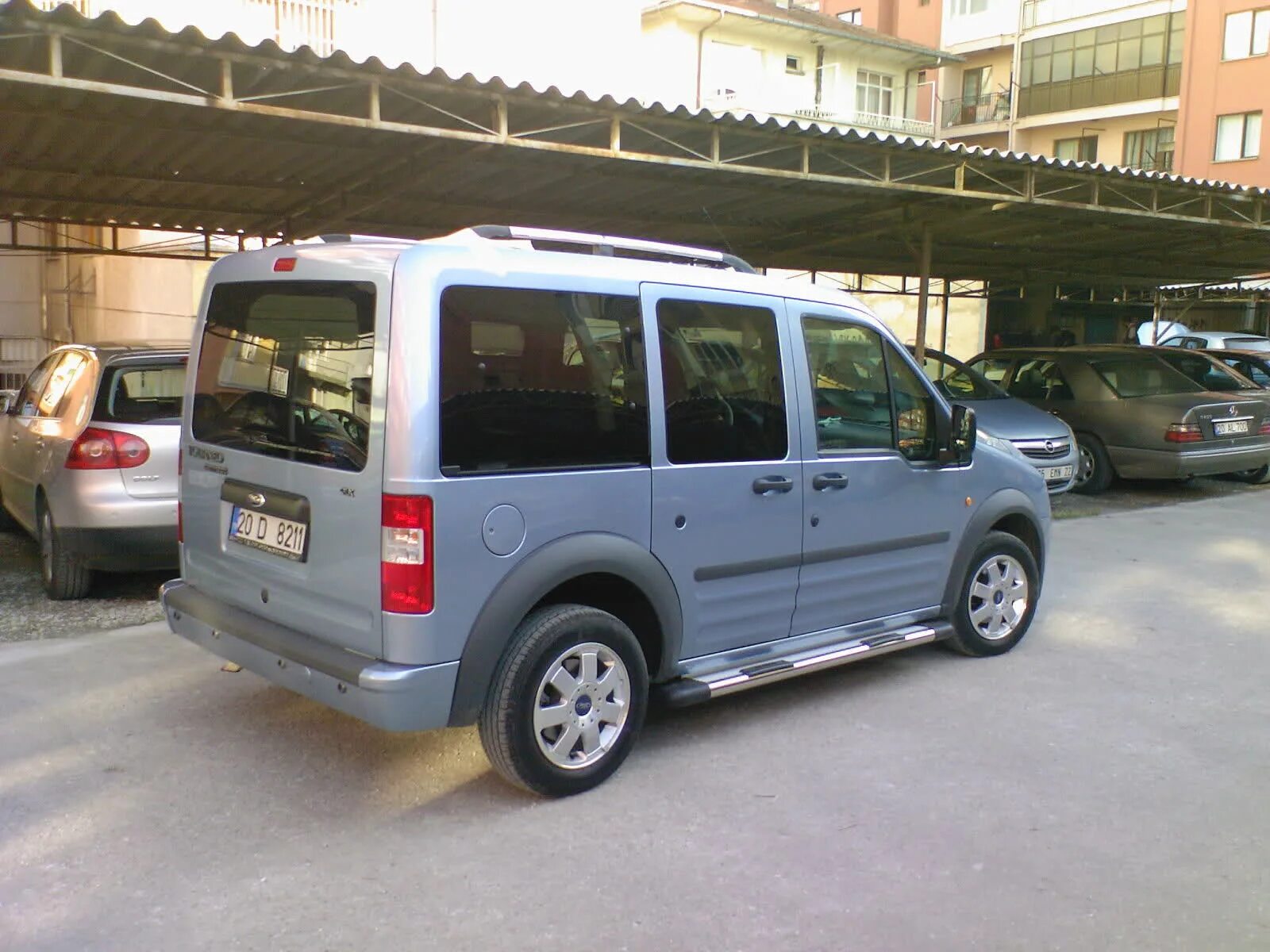 Ford Tourneo connect off Road. Ford Combo. Форд Европа. Ford 1200w.