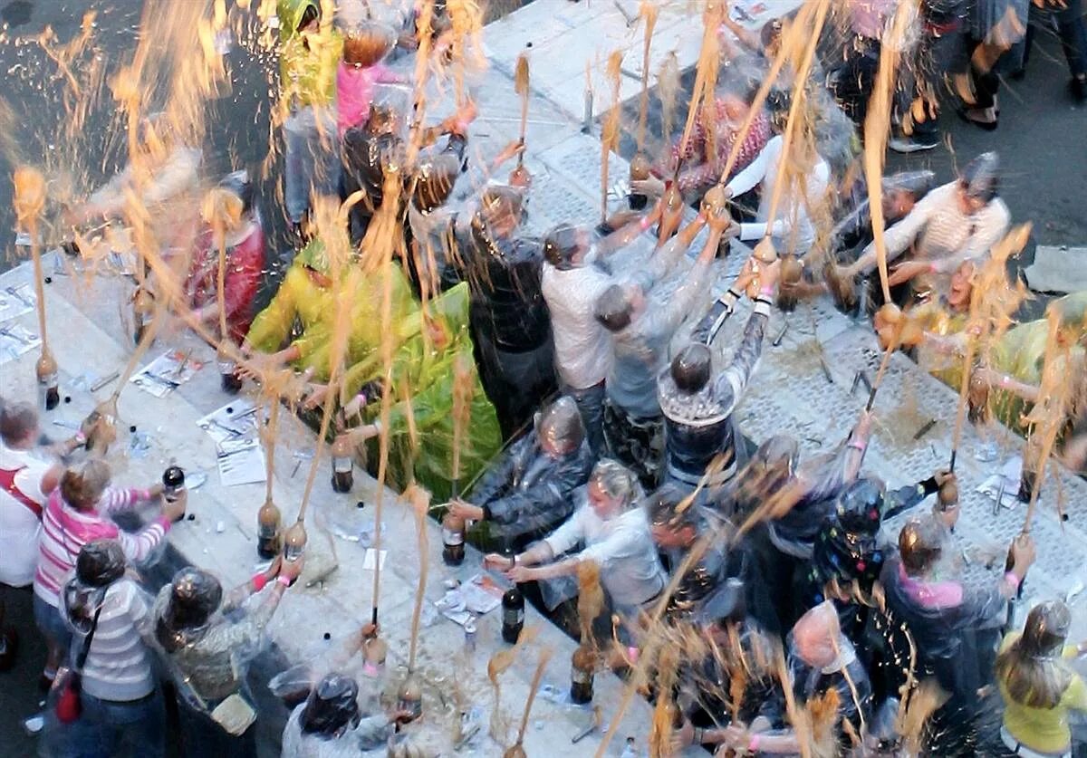 1 рекорд гиннеса. Самые лучшие рекорды гиннесса. рекорды гиннесса 2008. книга рекордов гиннеса 2014. рекорды гиннесса 2023.