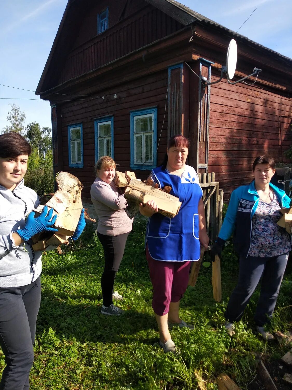 Подслушано в юрьев польском в контакте честные. Комплексный центр социального обслуживания Юрьев-польского района. ГБУСО во КЦСОН Юрьев-польского района. Юрьев-польский соци работник Юрьев-польский. Население Юрьев-польского.