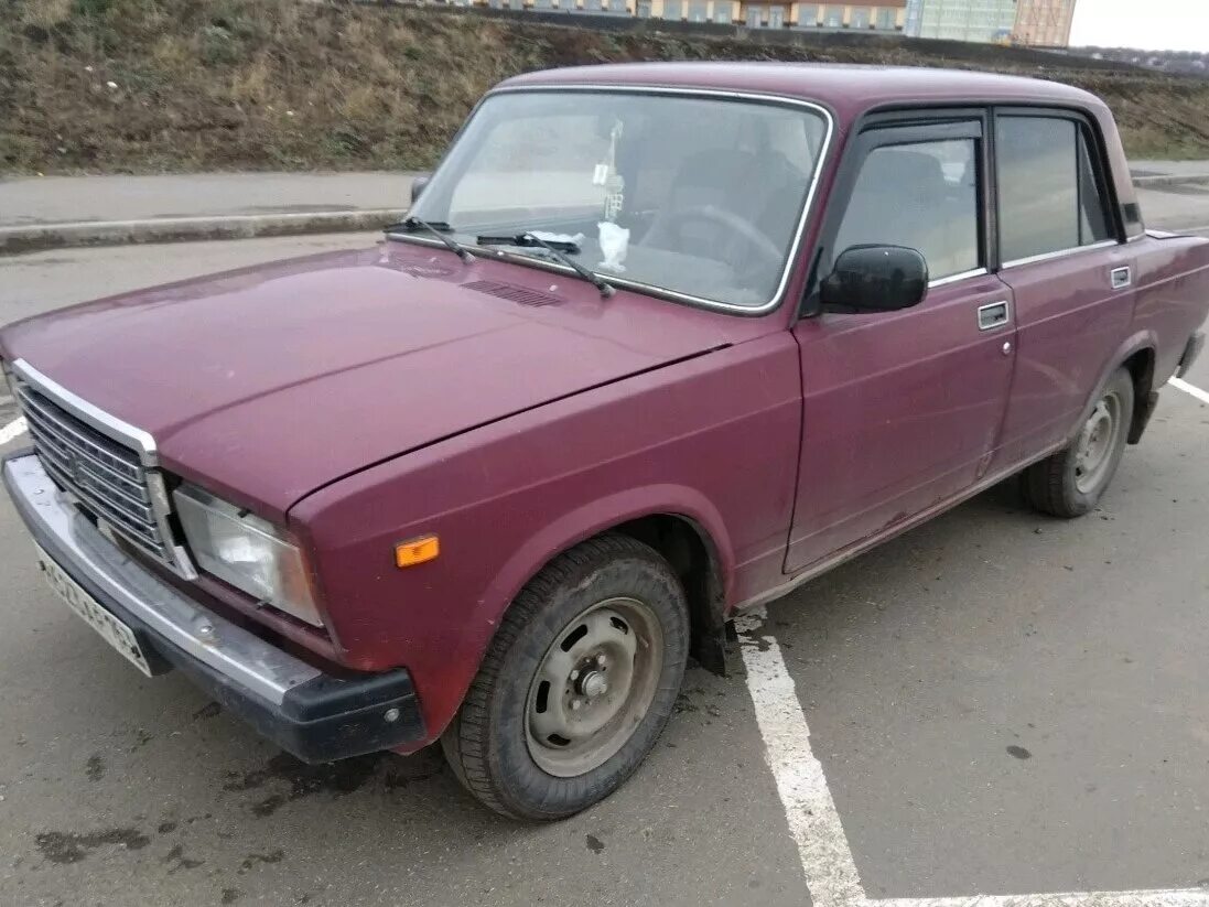 лада ваз 2107 седан бордовая. 2107 2004 года карбюратор. Lada 2107 lada 2004. семёрочка ваз 2107. ваз 2107 2004 года работа двигателя.