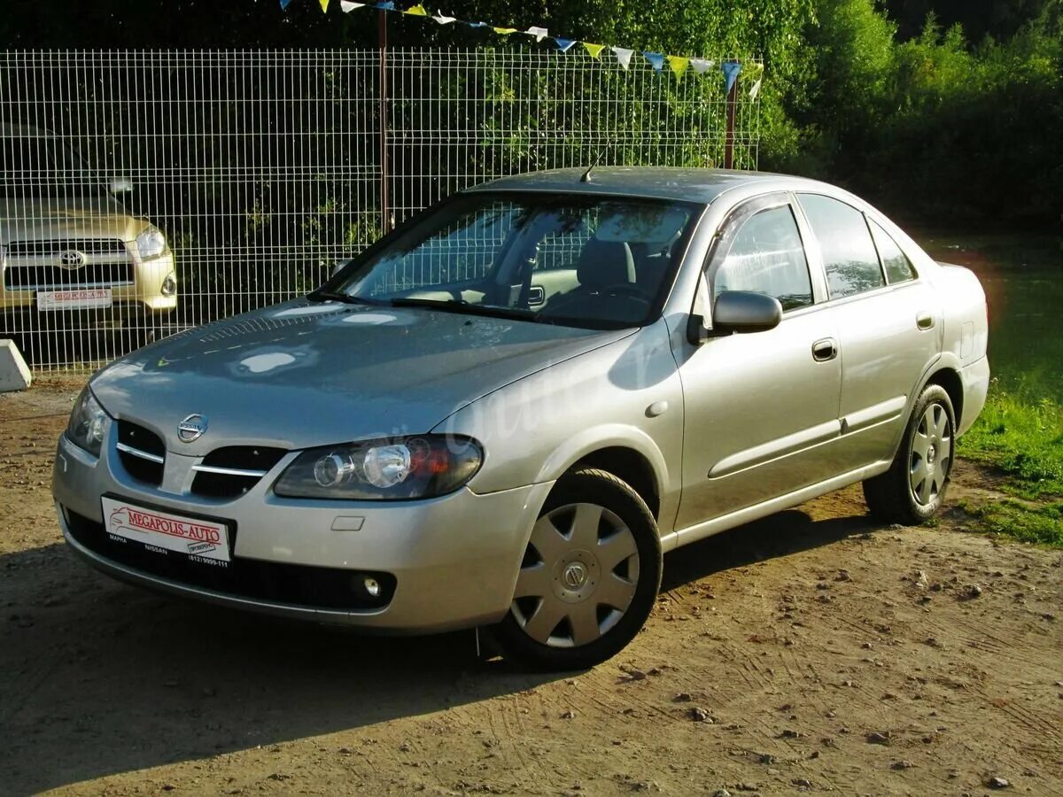 Купить ниссан альмеру в ростове. Ниссан Альмера n16 2005 года. Nissan Almera Classic 2005 года. Ниссан Альмера Классик 2005 года. Ниссан Almera 2005 год.