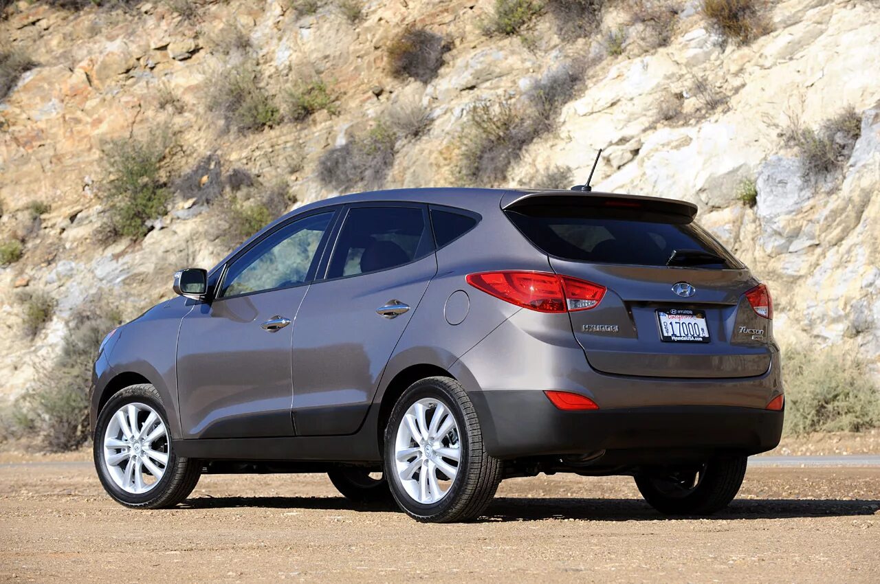 Hyundai tucson 2012. Hyundai tucson 2. хундай туксон 2 поколения. Hyundai tucson i, 2008. Hyundai tucson 2012.