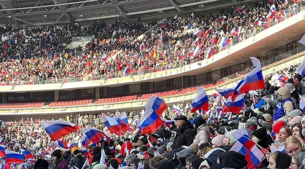 Граждан а также выступает в. Митинг концерт в Лужниках. Выступление Путина в Лужниках. Митинг концерт в Лужниках 22 февраля 2023. Лужники 22 февраля.