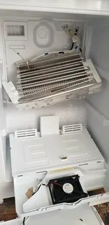 Hotpoint ariston не охлаждает