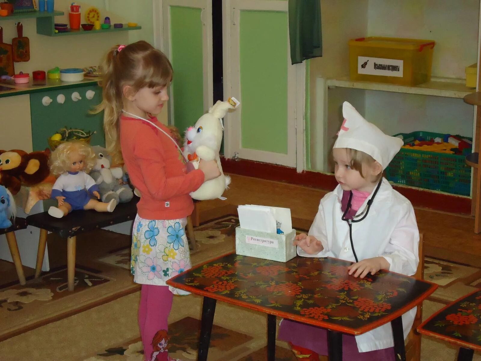 Сюжетно Ролевая игра доктор Айболит. Сюжетно-Ролевая игра доктор. Сюжетные игры в детском саду. Сюжетно-ролевые игрушки.