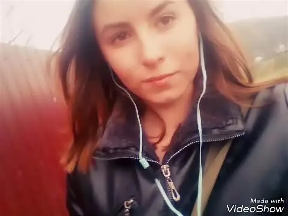 Песня живу сейчас обломками. Песня живу сейчас обломками