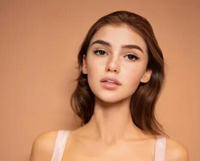 Olivia Casta - Bio, Age, Height, Wiki Models Biography - EroFound