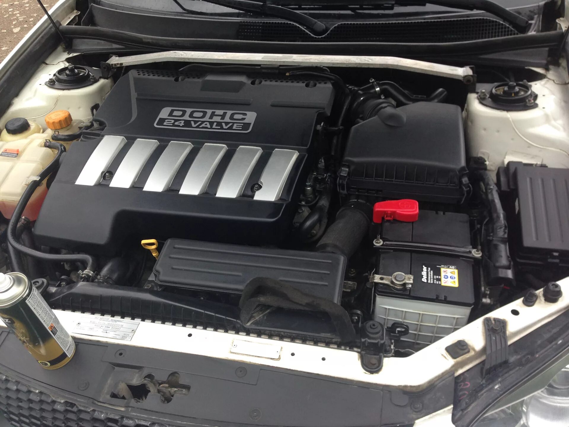 Шевроле эпика 2. 0 под капотом. Двигатель chevrolet epica x20d1 2012. Двигатель шевроле эпика 2. Эпика мотор.