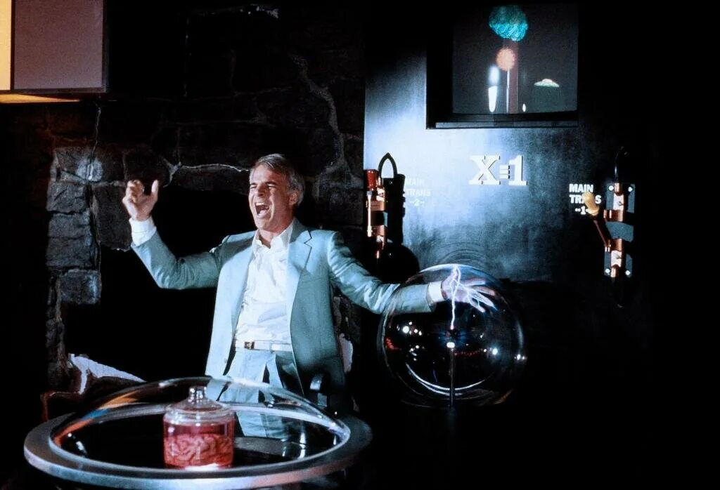 мозги набекрень (1983) постер. мозг набекрень. мозг набекрень. мозги набекрень доктор джонс. мозги набекрень (1983) постер.