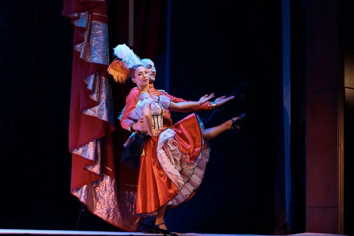 Музыкальный театр принцесса цирка. Музыкальный театр принцесса цирка. Принцесса цирка музкомедия екатеринбург. Музыкальный театр принцесса цирка. Оперетта принцесса цирка ростов на дону.