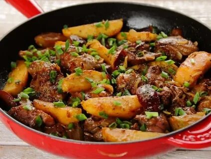 Жареная картошка с луком и печенью