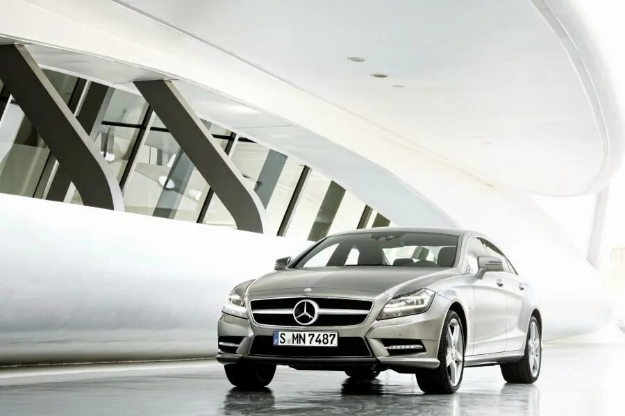 Mercedes f700. Мерседес бенц какой машина. Мерседес с63. Мерседес бенц амг 2010. Мерседес бенц какой машина.