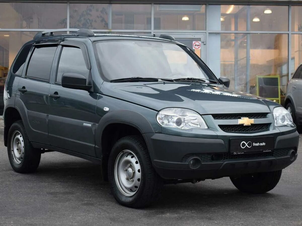 Chevrolet Niva 2123. Chevrolet Niva 2123 2015. Chevrolet Niva 2123 серый. Шевроле Нива 1 Рестайлинг.